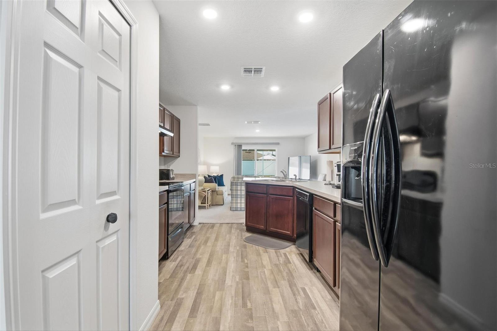 PINE GROVE - Residential