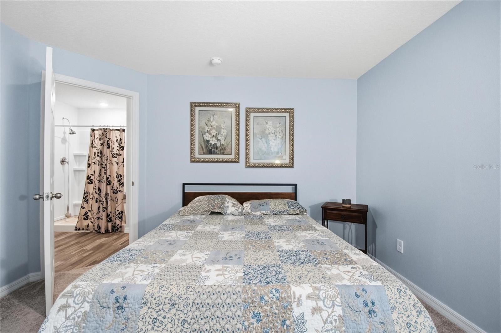 PINE GROVE - Residential