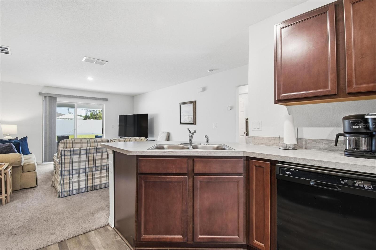 PINE GROVE - Residential