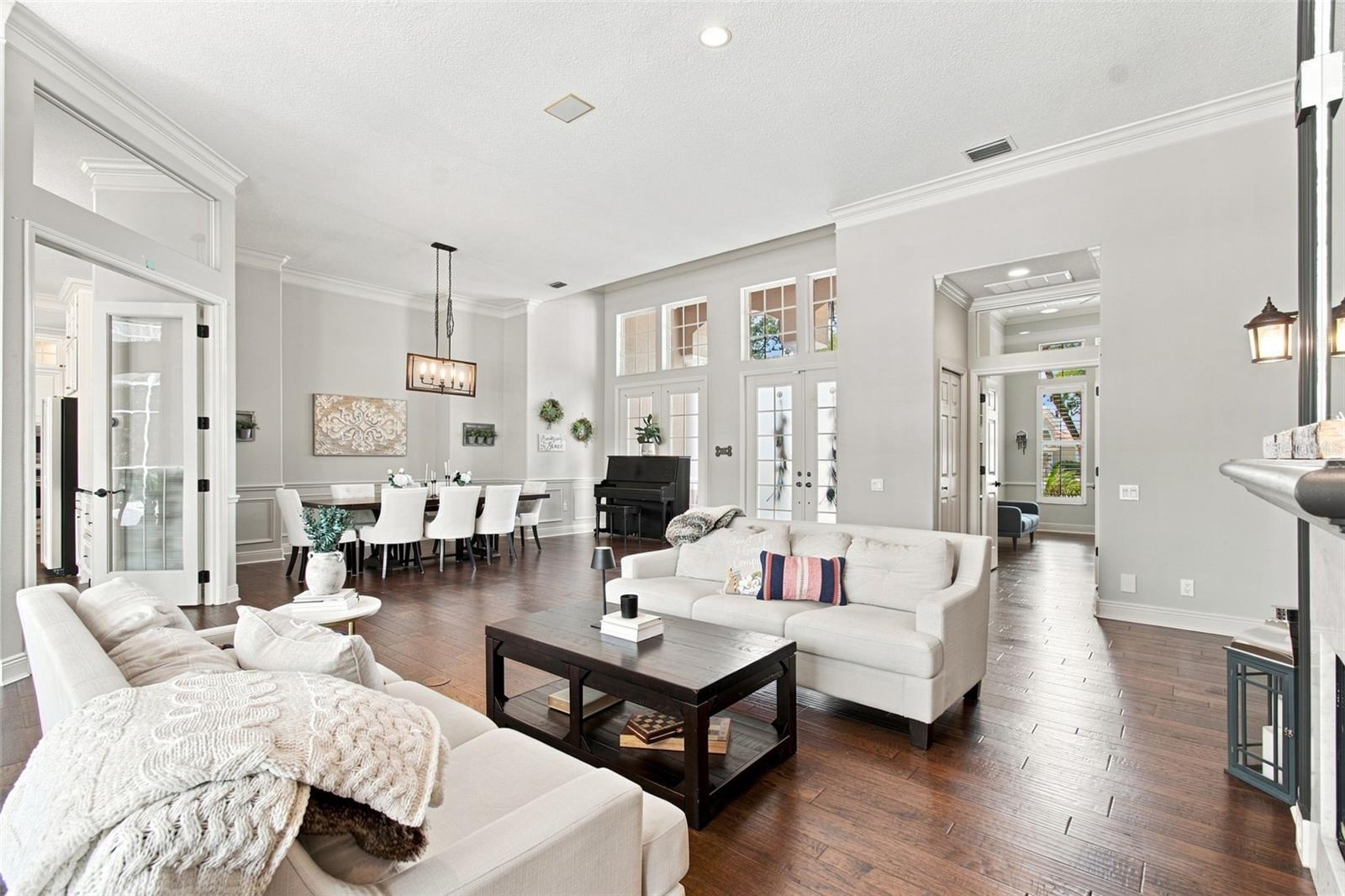 9212 PINE ISLAND COURT
