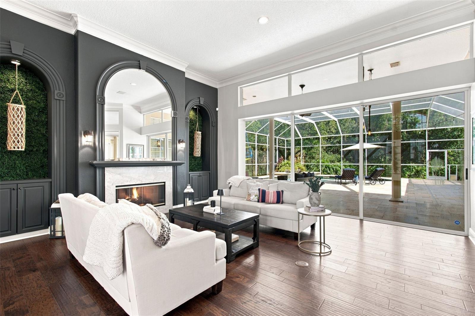 9212 PINE ISLAND COURT