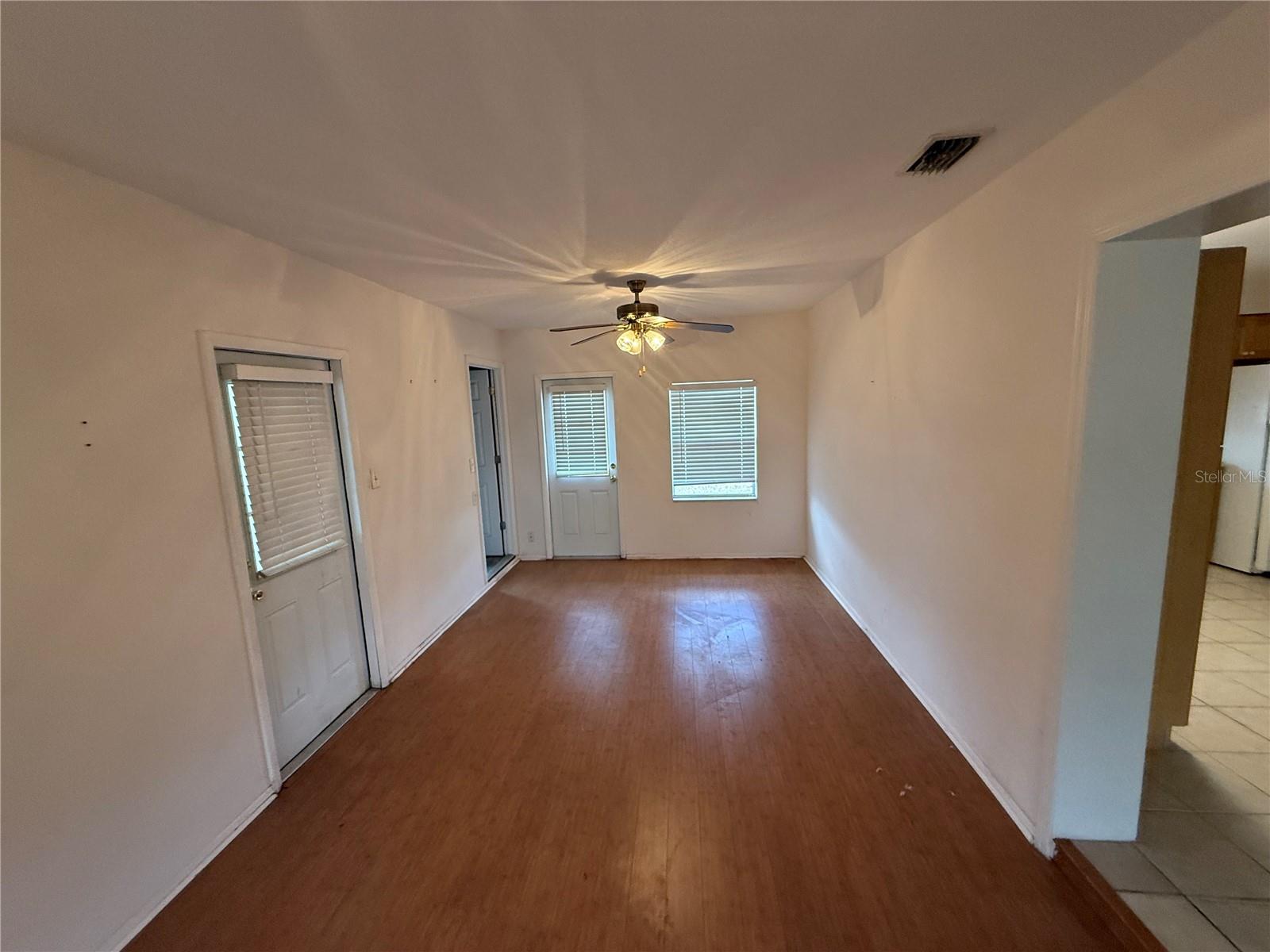 DEL WEBBS SUN CITY FLORIDA UN - Residential