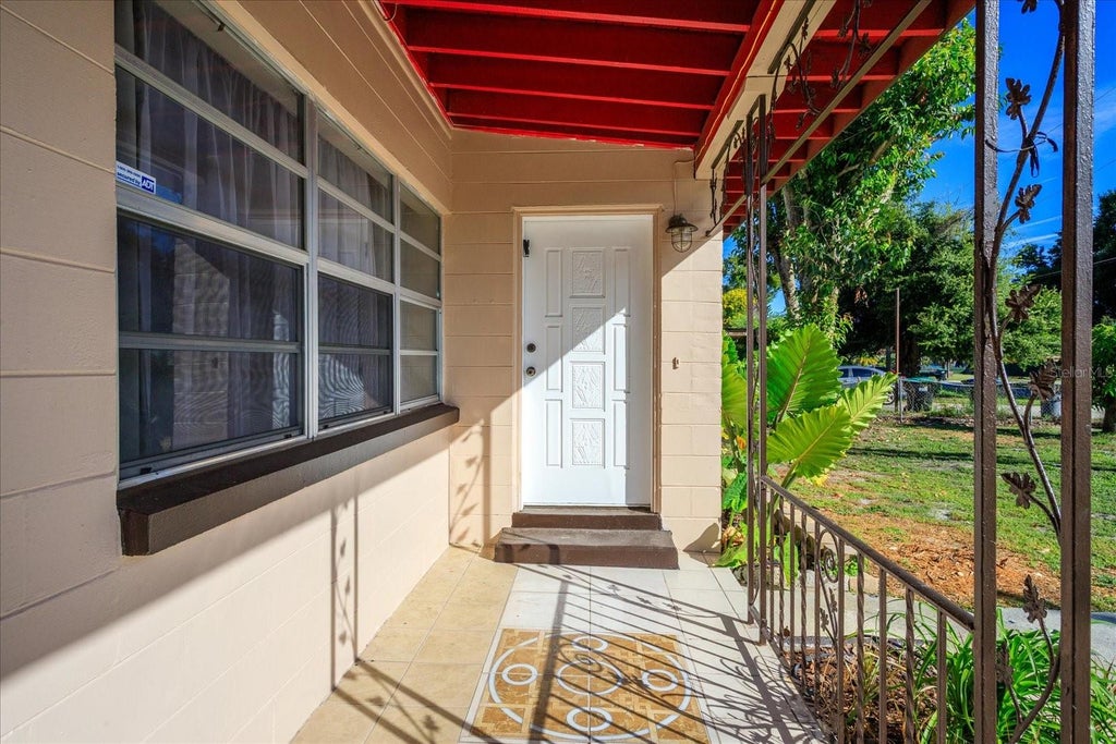 Photo of 8510 Dot Lane, Orlando, FL 32809 (MLS # O6448529)