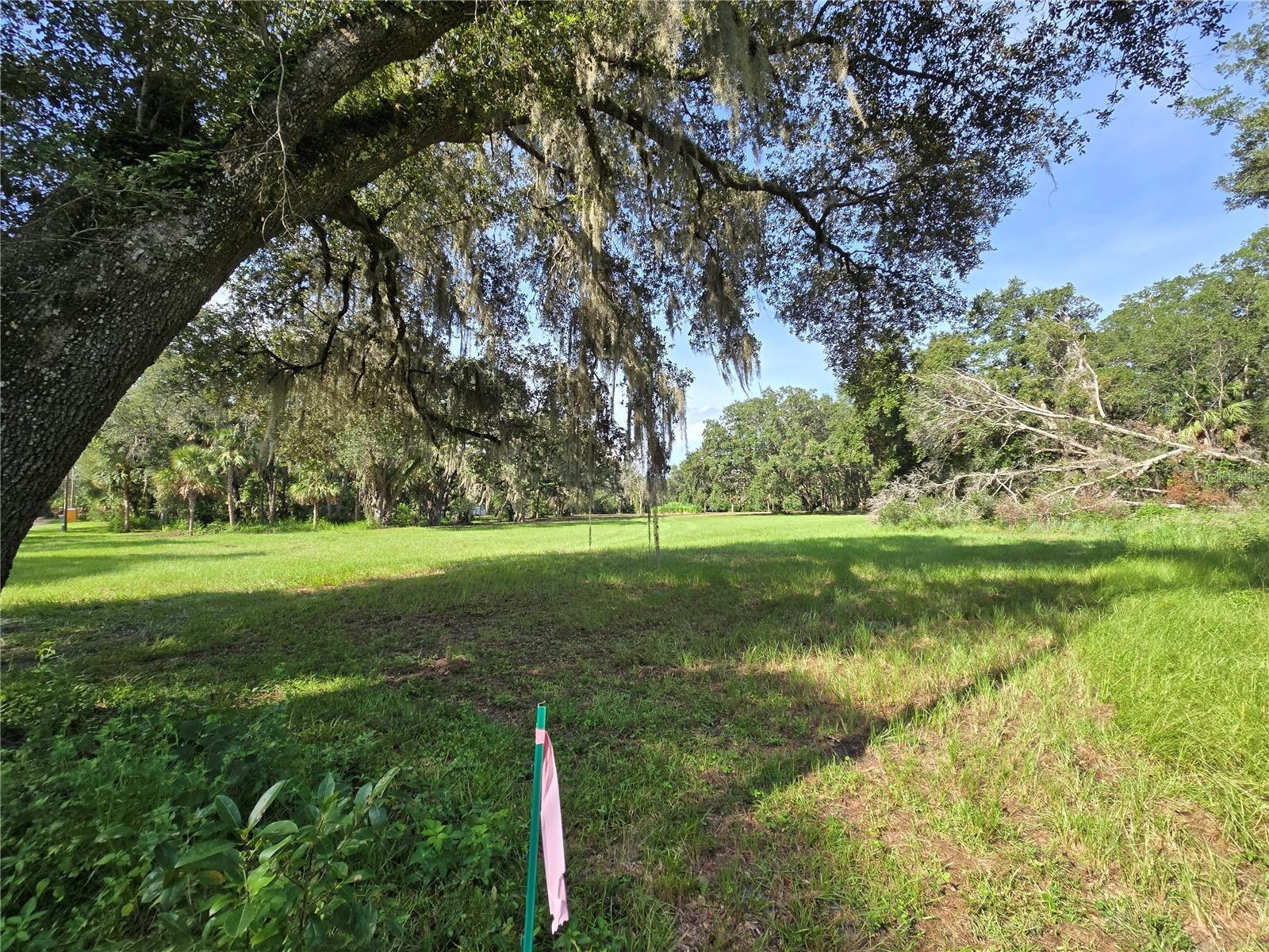 CROOKED OAK ESTATES - Land