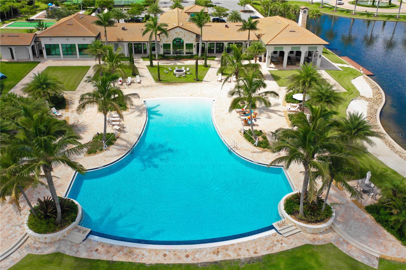 TOSCANA ISLES UN 1 - Residential