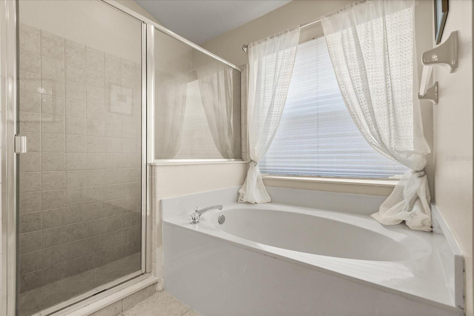 WEKIVA CLUB - Residential