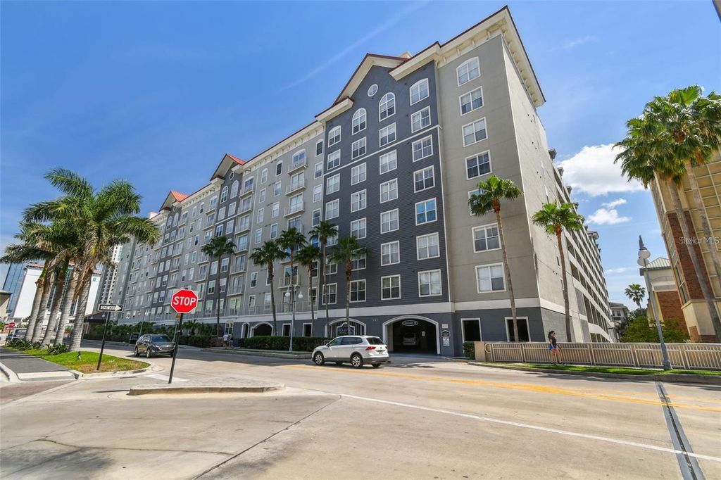 Photo of 700 S Harbour Island Boulevard #813, Tampa, FL 33602 (MLS # TB8368938)
