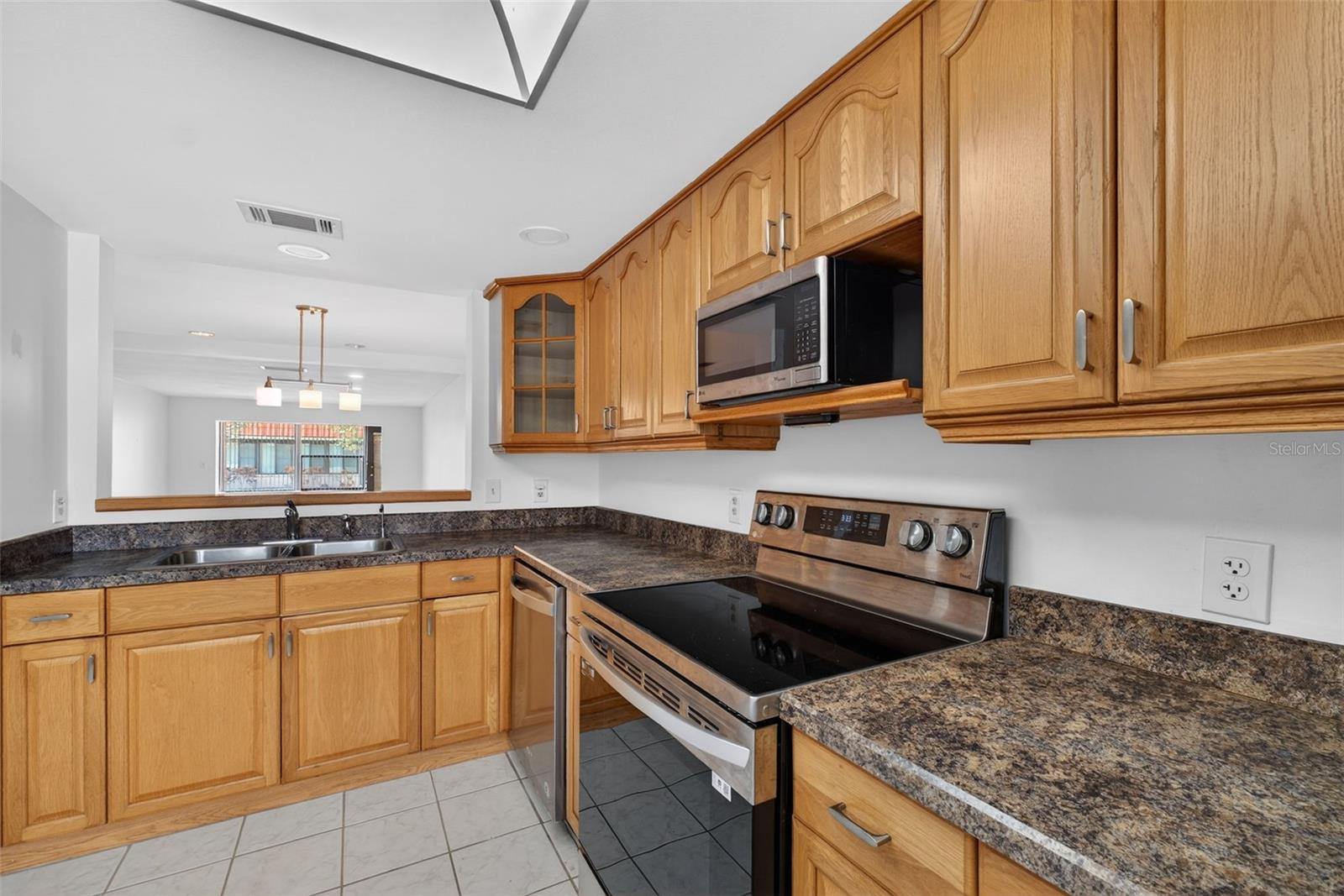 IMPERIAL COVE 11 - Residential