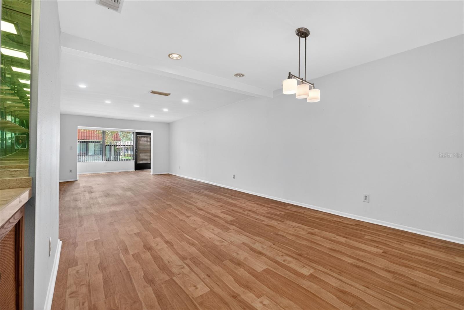 IMPERIAL COVE 11 - Residential