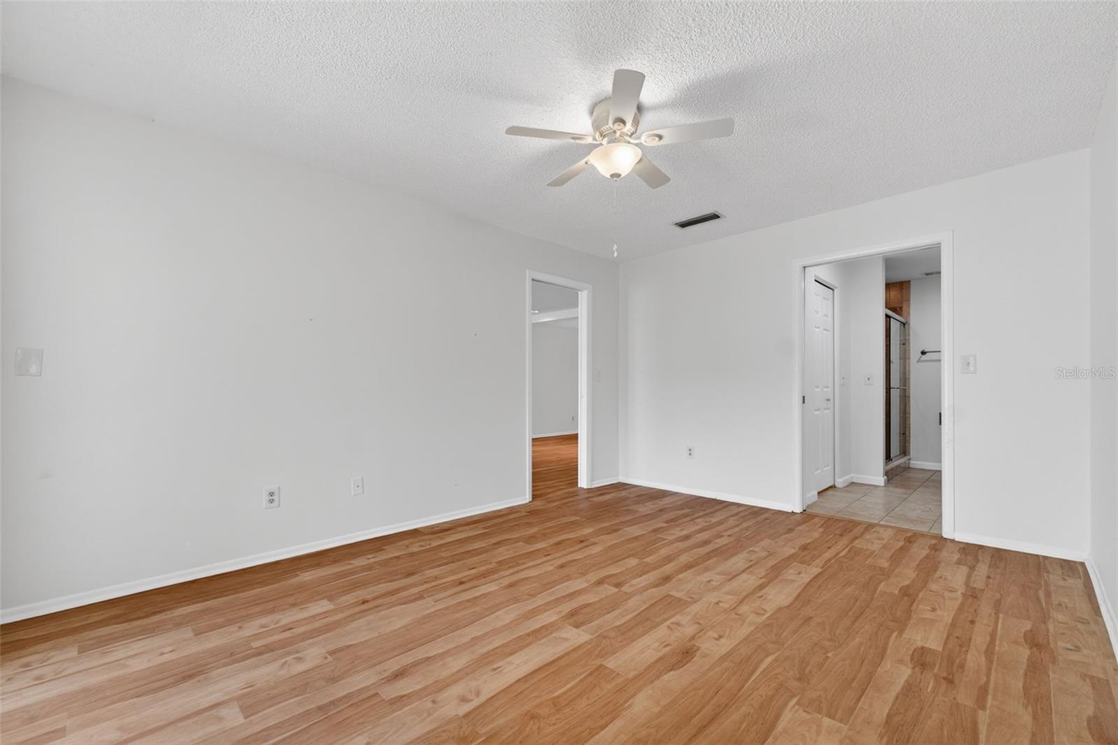 IMPERIAL COVE 11 - Residential