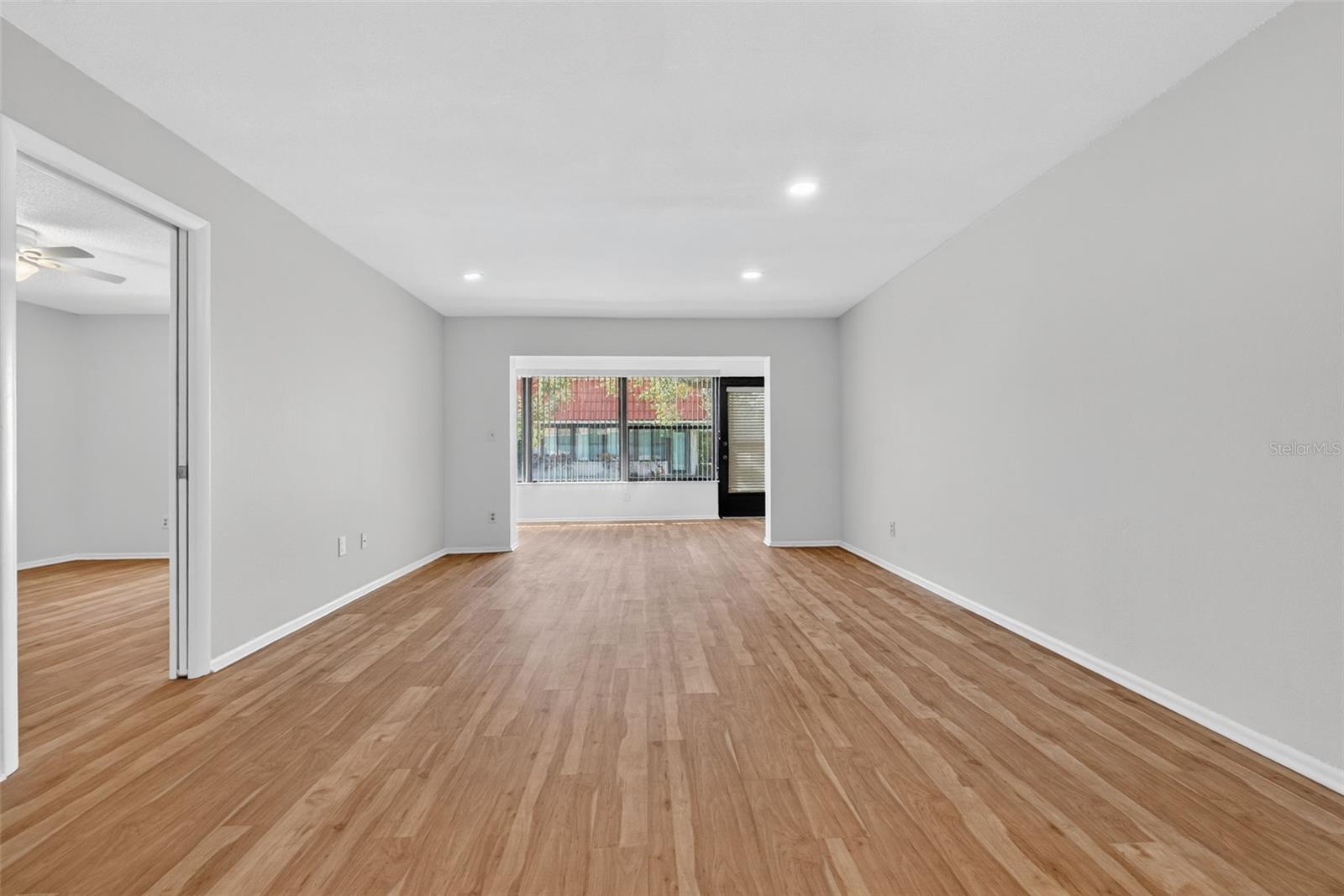 IMPERIAL COVE 11 - Residential