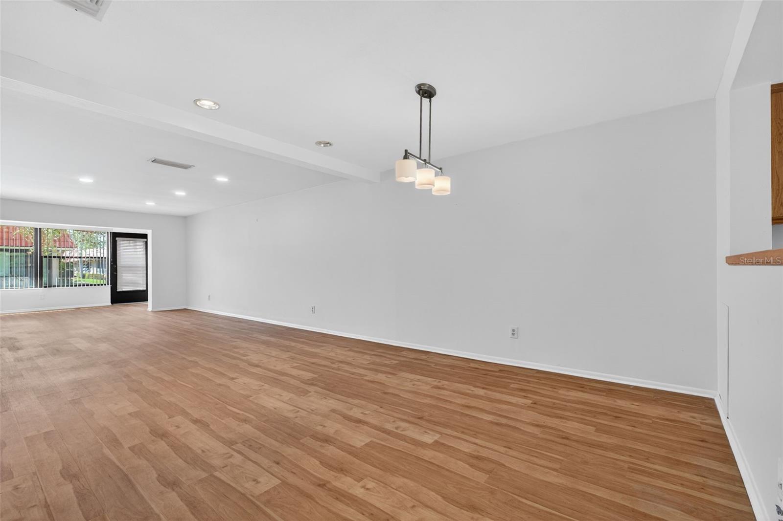 IMPERIAL COVE 11 - Residential