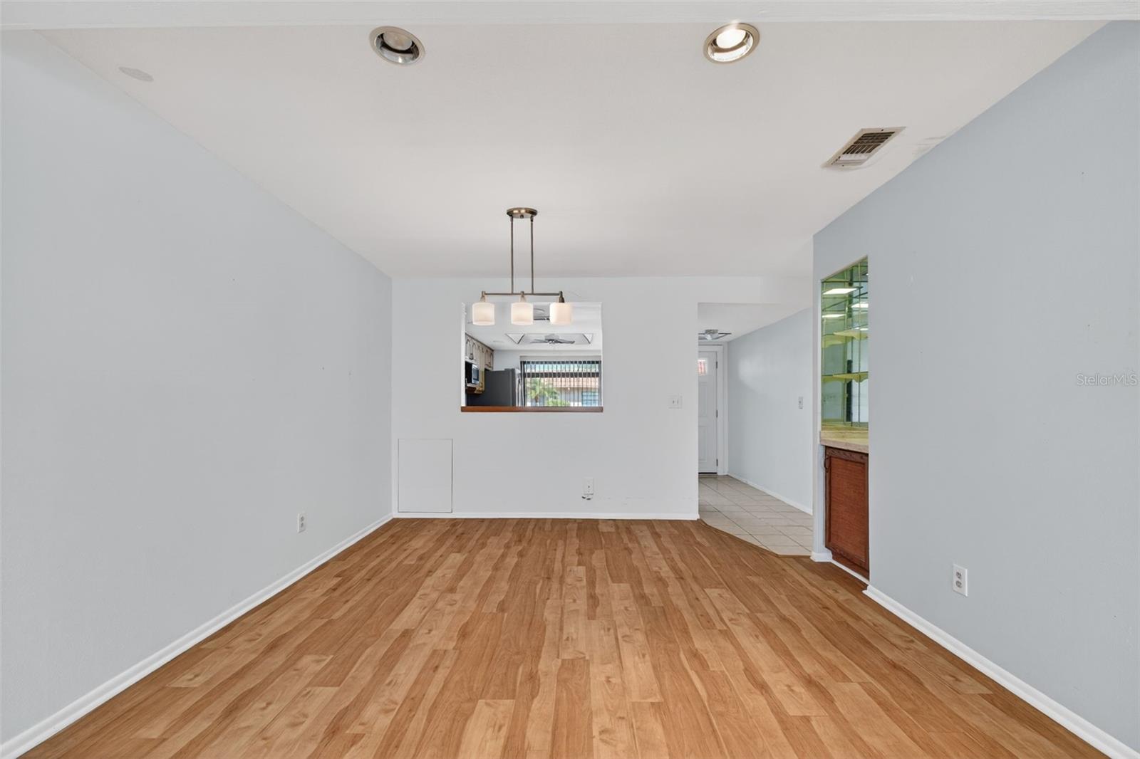 IMPERIAL COVE 11 - Residential