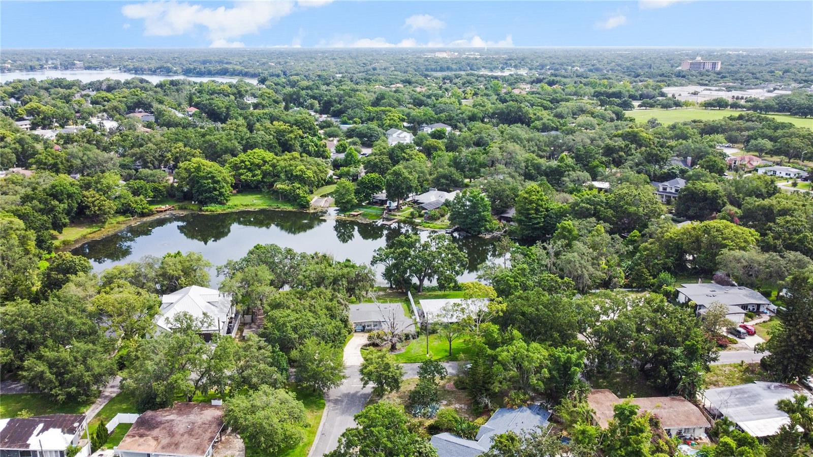 LAKE FOREST PARK - Residential