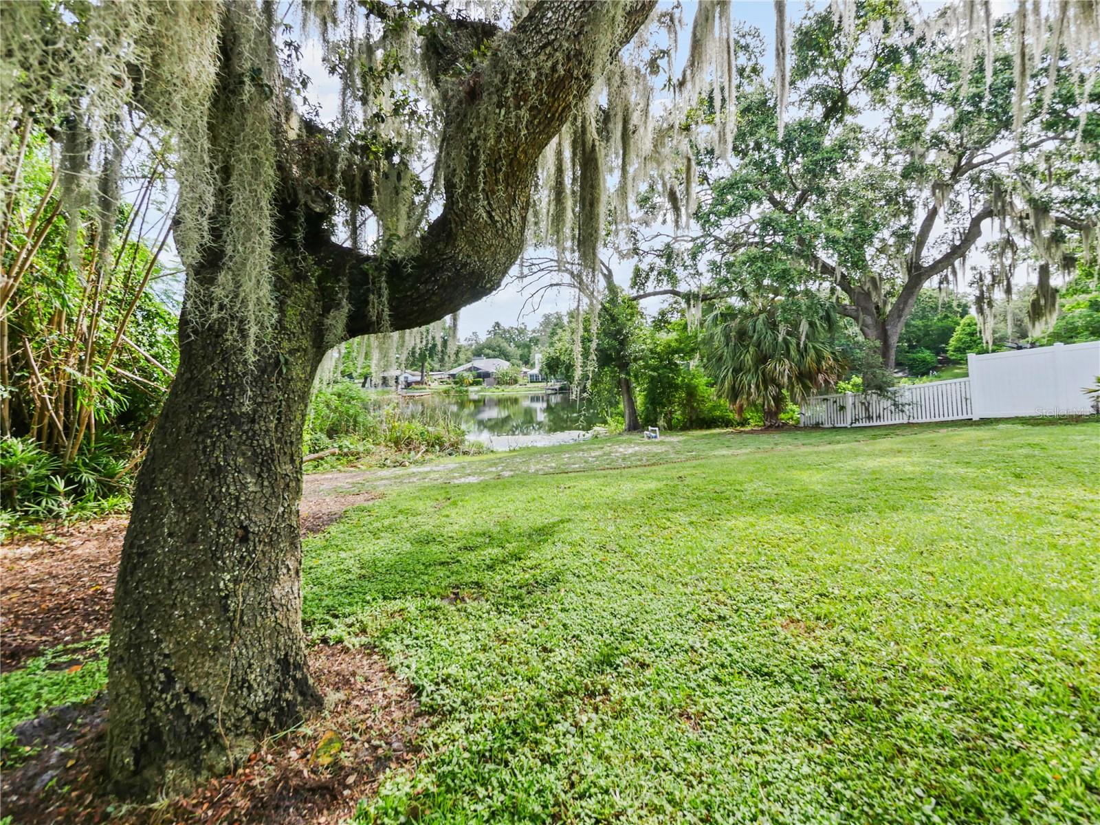 LAKE FOREST PARK - Residential