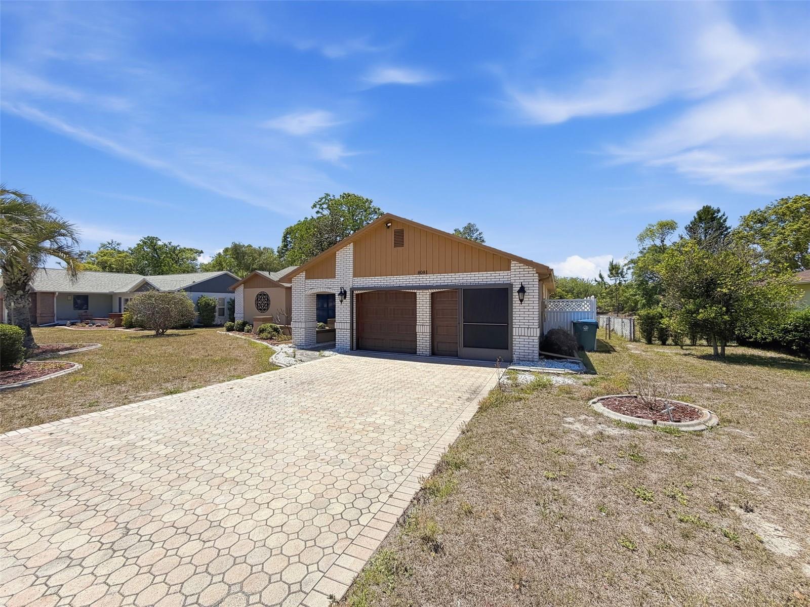 FOREST OAKS UNIT 1 LOT 138 - Residential