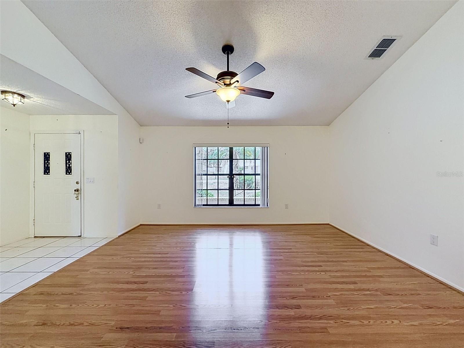 FOREST OAKS UNIT 1 LOT 138 - Residential
