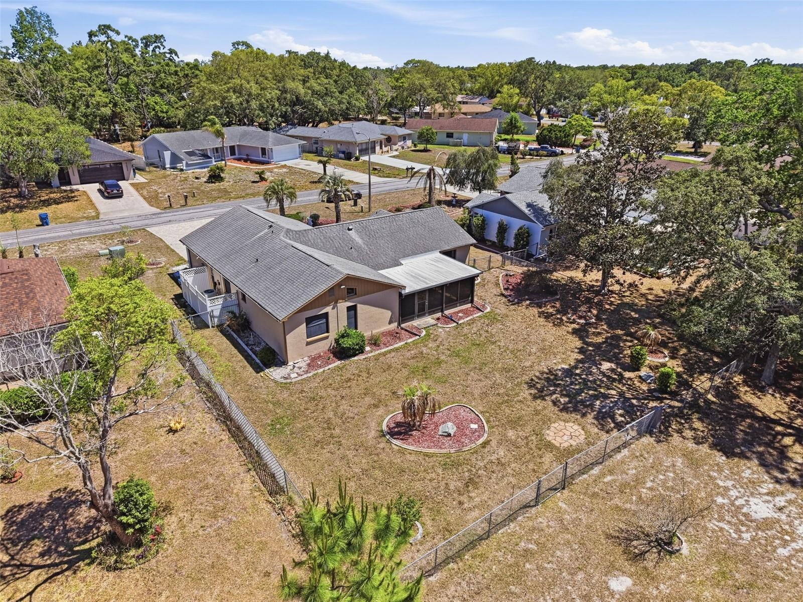 FOREST OAKS UNIT 1 LOT 138 - Residential
