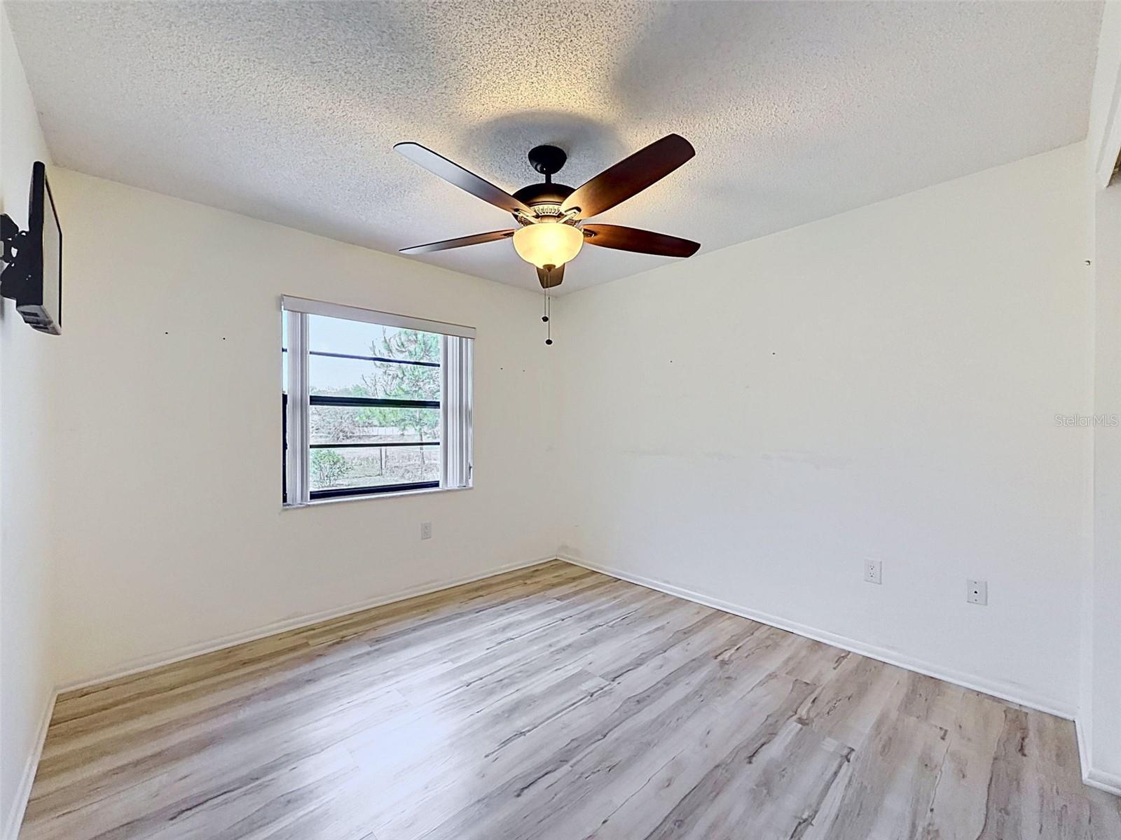 FOREST OAKS UNIT 1 LOT 138 - Residential