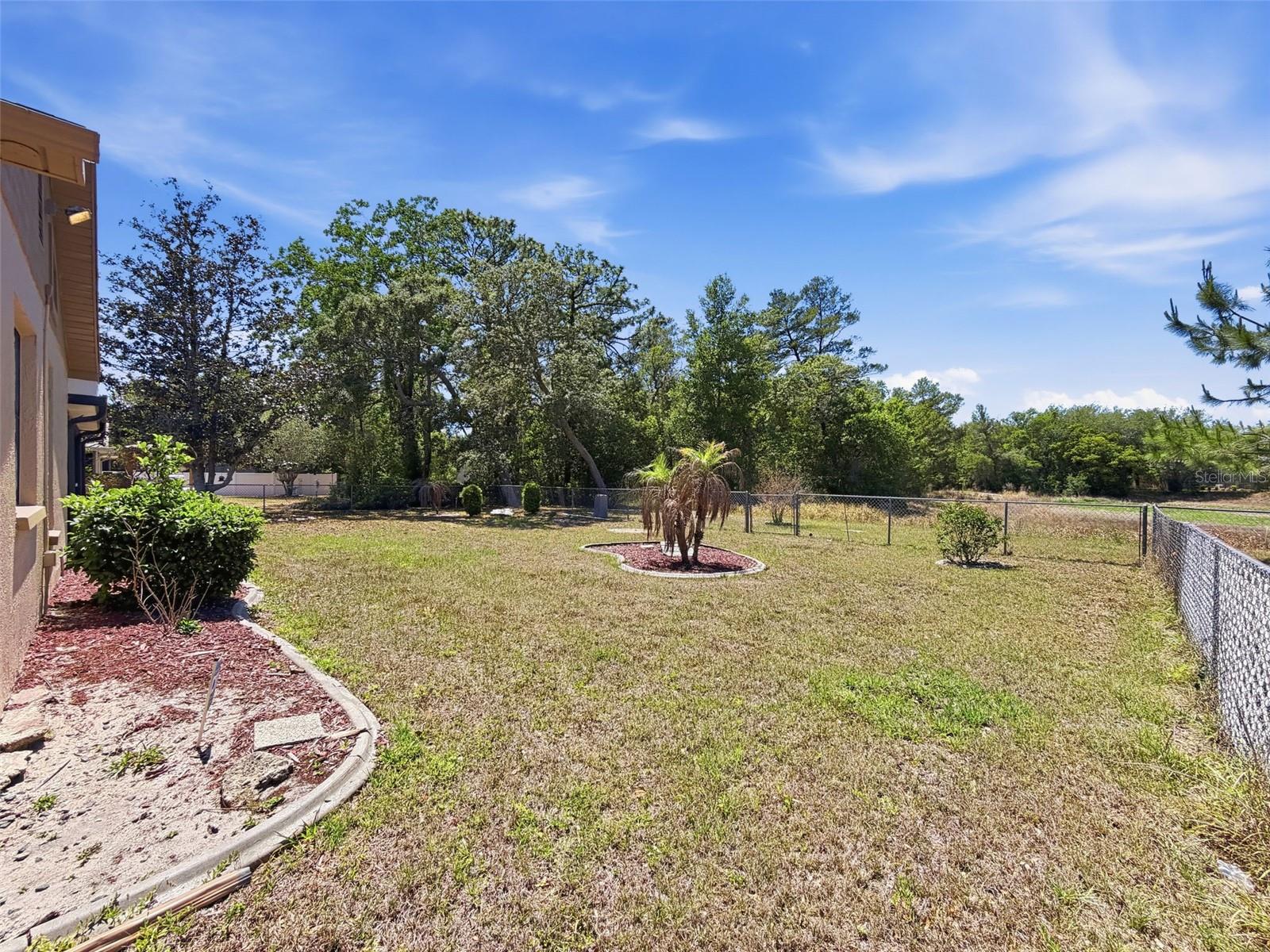 FOREST OAKS UNIT 1 LOT 138 - Residential