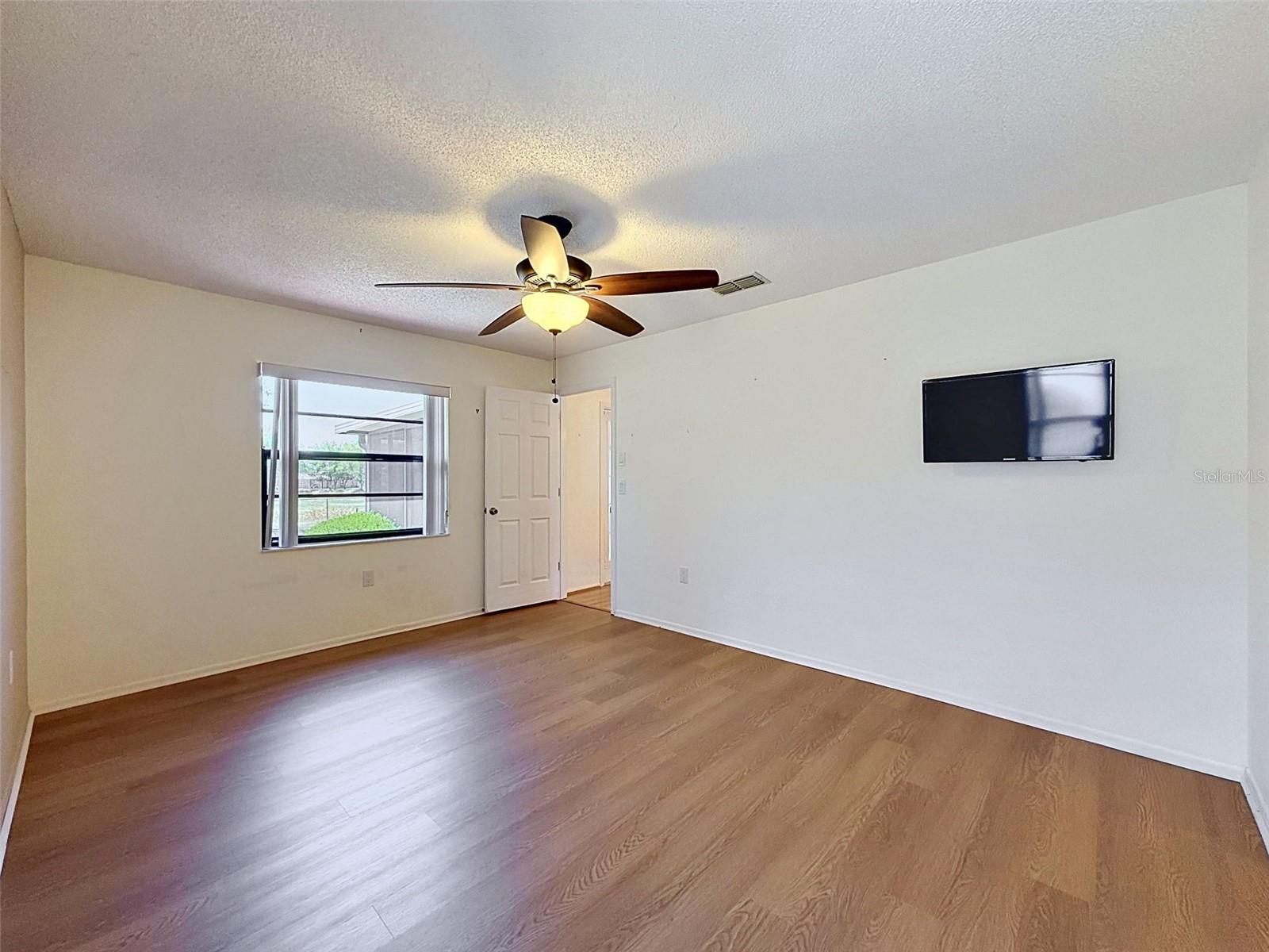 FOREST OAKS UNIT 1 LOT 138 - Residential