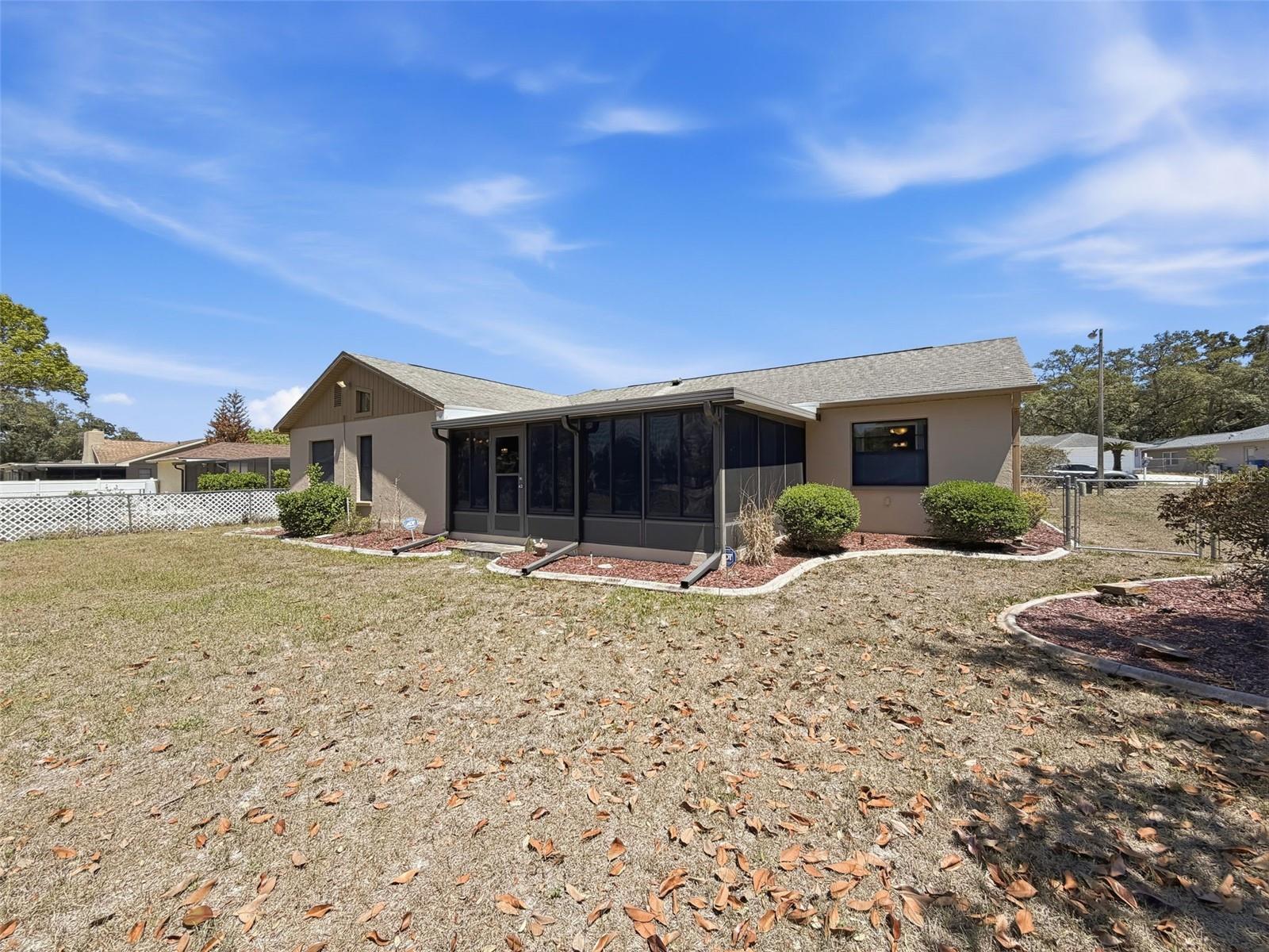 FOREST OAKS UNIT 1 LOT 138 - Residential