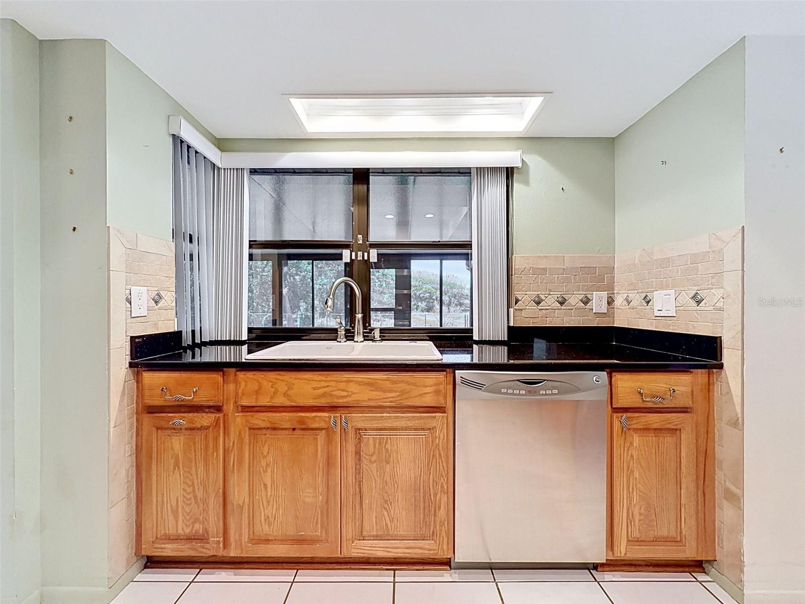 FOREST OAKS UNIT 1 LOT 138 - Residential