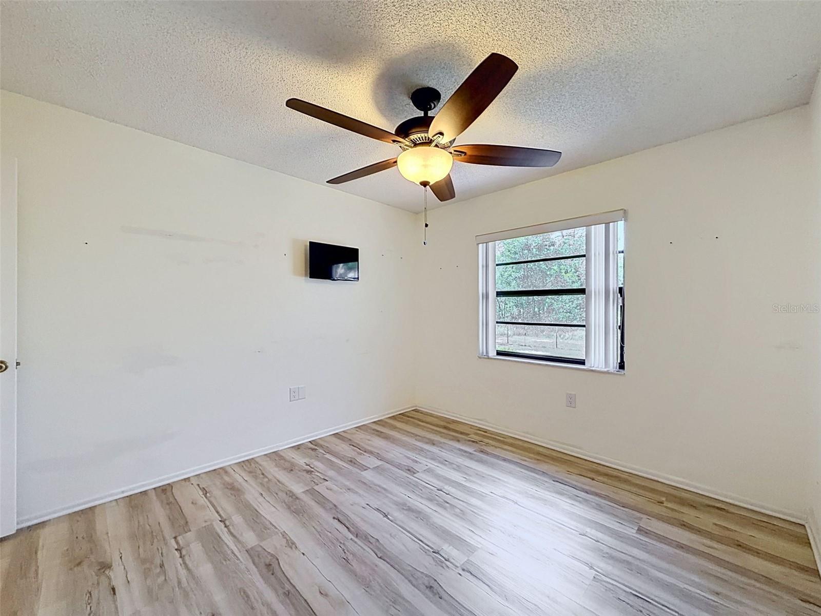 FOREST OAKS UNIT 1 LOT 138 - Residential