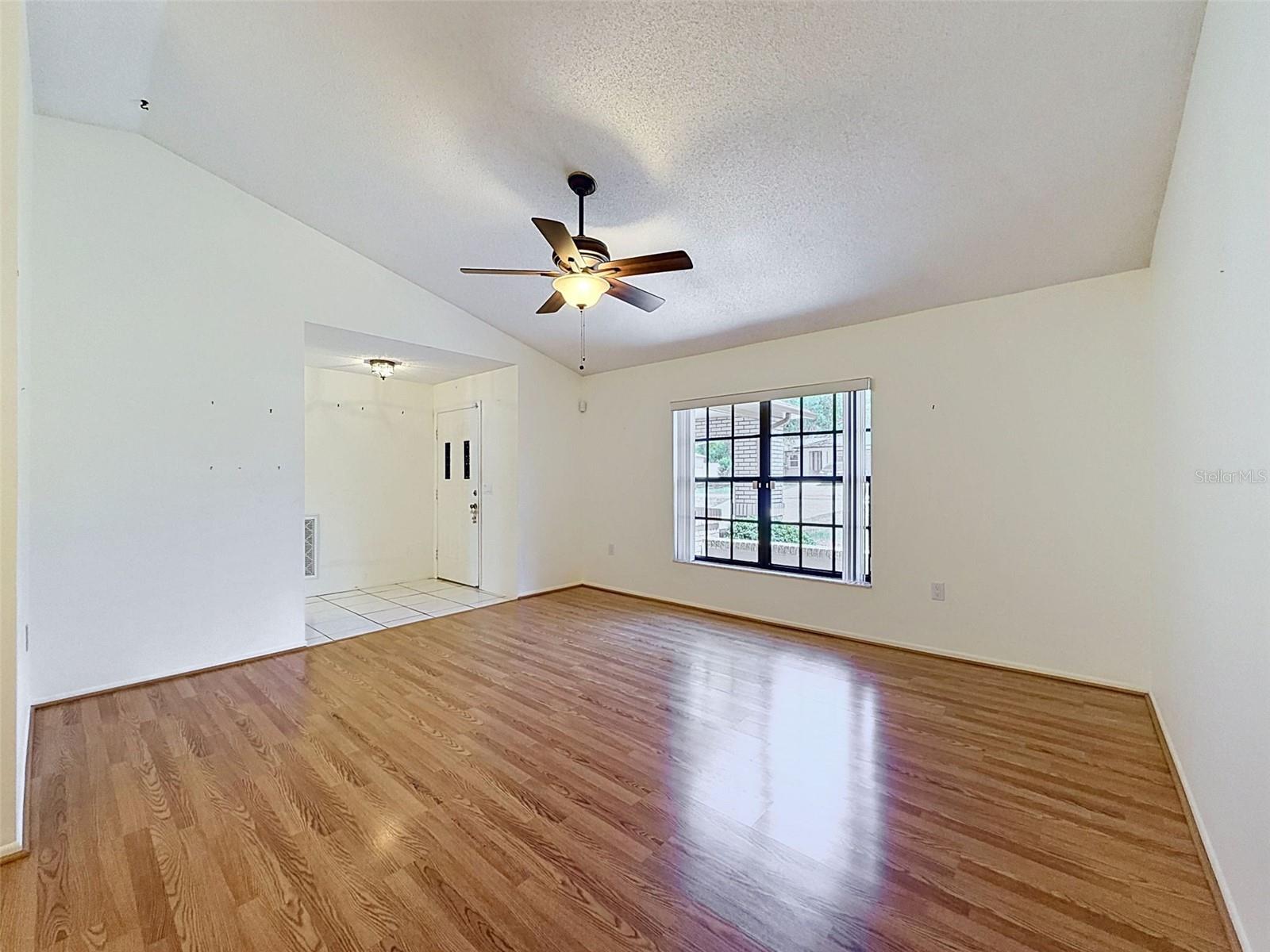 FOREST OAKS UNIT 1 LOT 138 - Residential