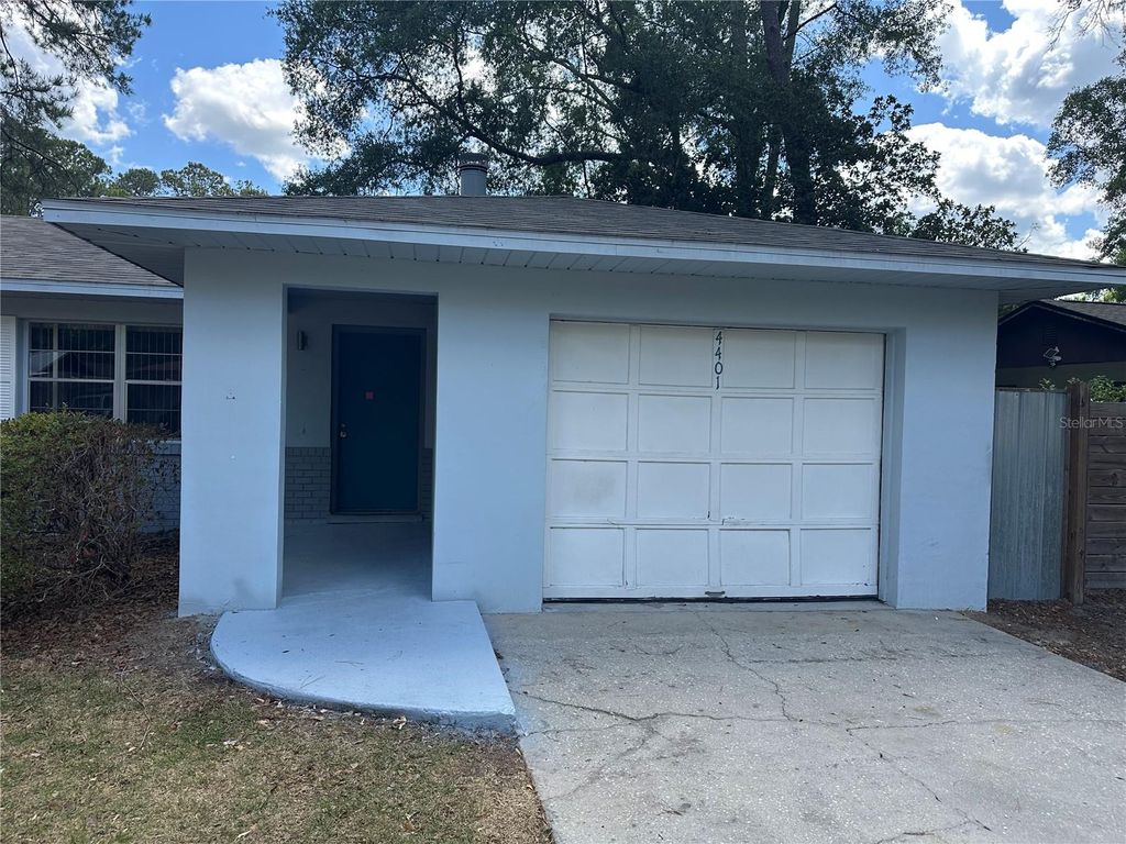 Photo of 4401 NW 20th Drive, Gainesville, FL 32605 (MLS # GC539800)