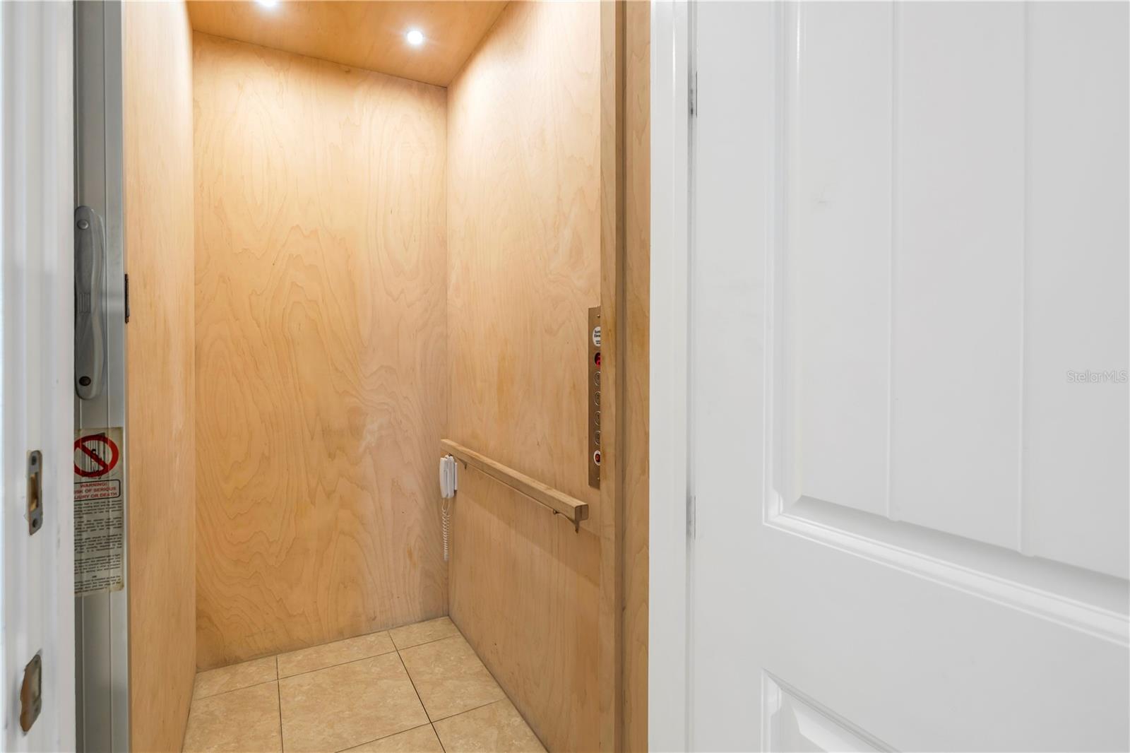 CASA PLAYA AT BRADENTON BEACH - Residential