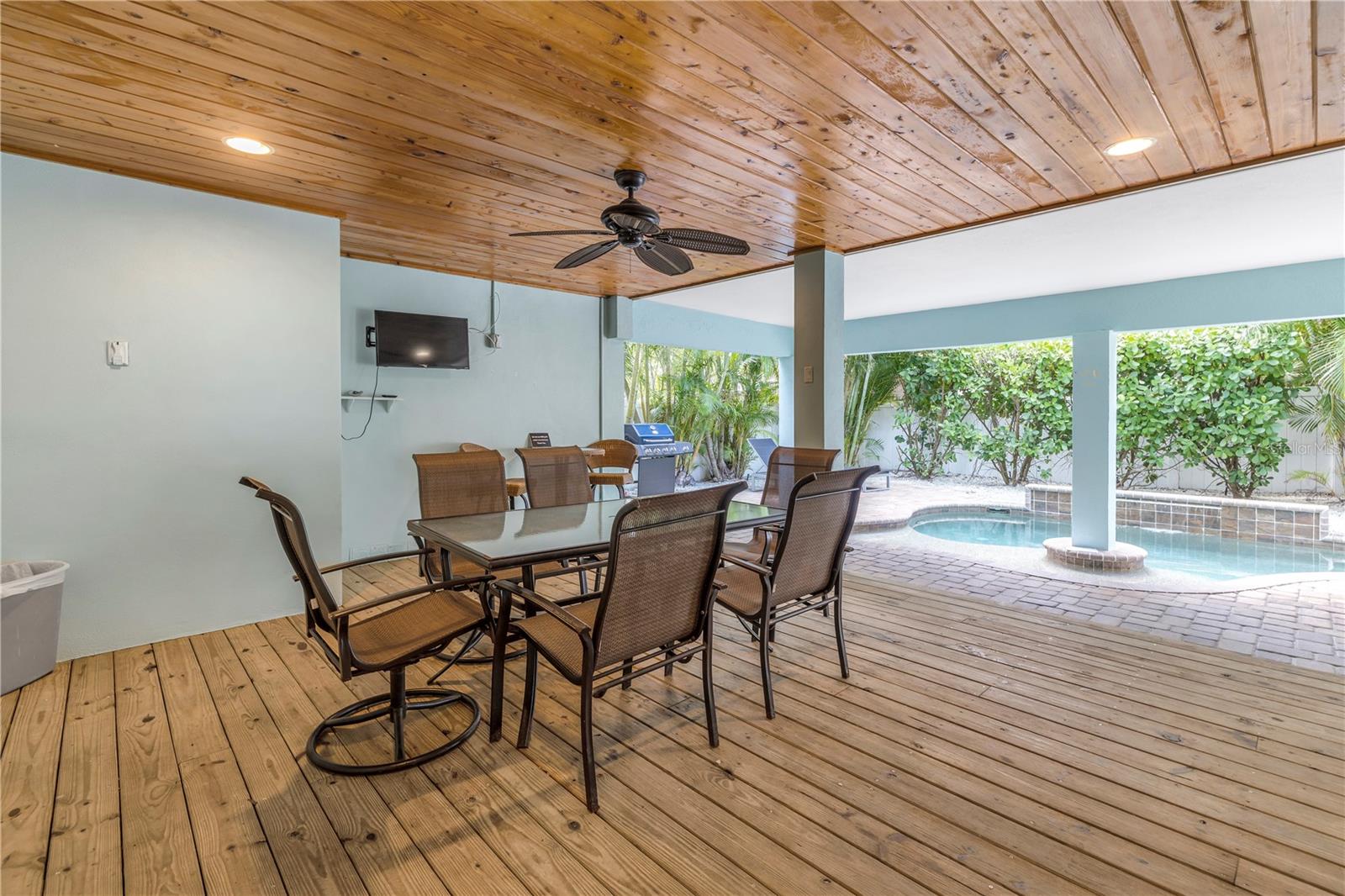 CASA PLAYA AT BRADENTON BEACH - Residential