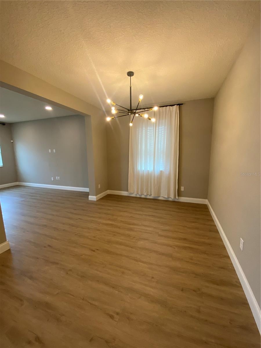 WEST LAKE RESERVE - Residential Lease