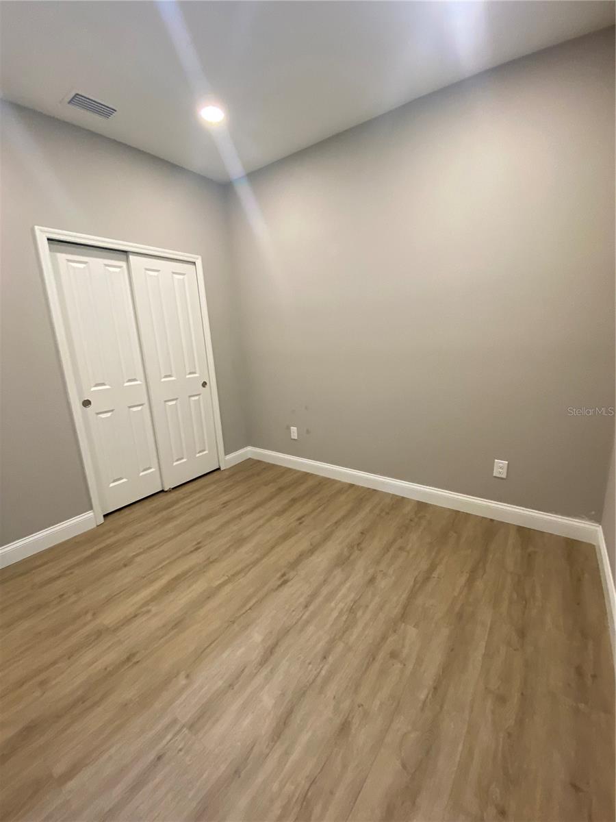 WEST LAKE RESERVE - Residential Lease