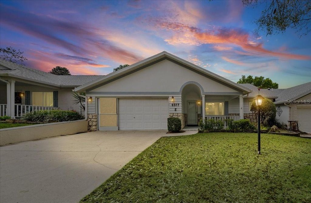 Photo of 9377 SW 90th Court #E, Ocala, FL 34481 (MLS # OM721029)