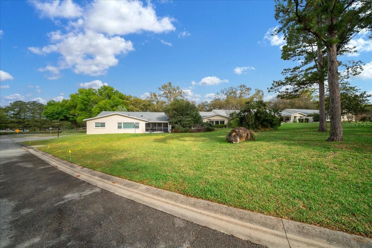 ON TOP OF THE WORLD - Residential