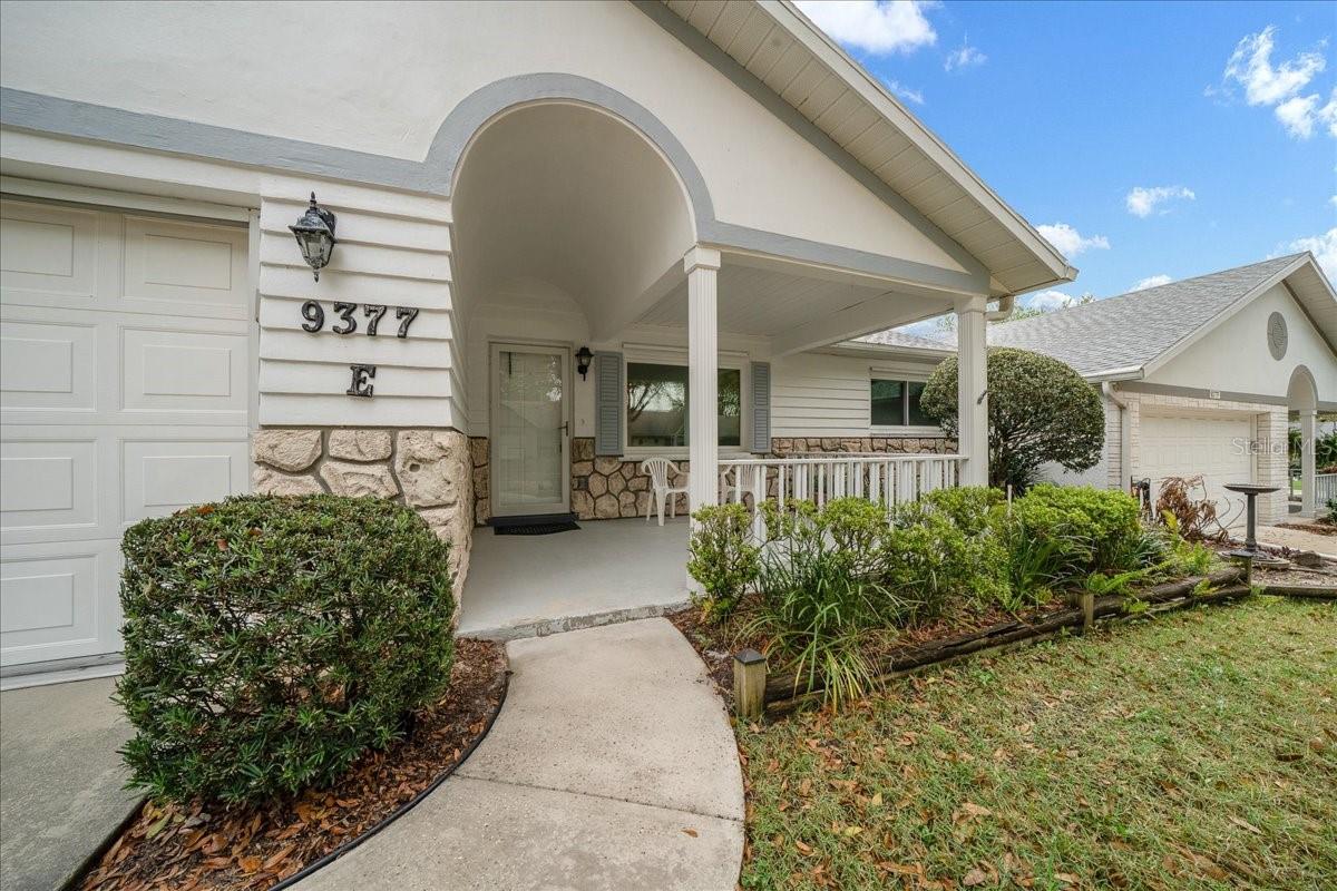 ON TOP OF THE WORLD - Residential