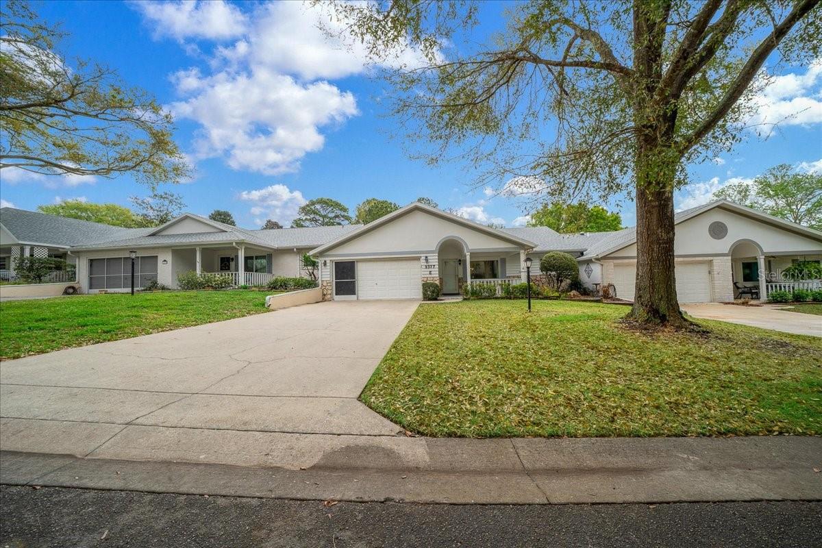 ON TOP OF THE WORLD - Residential