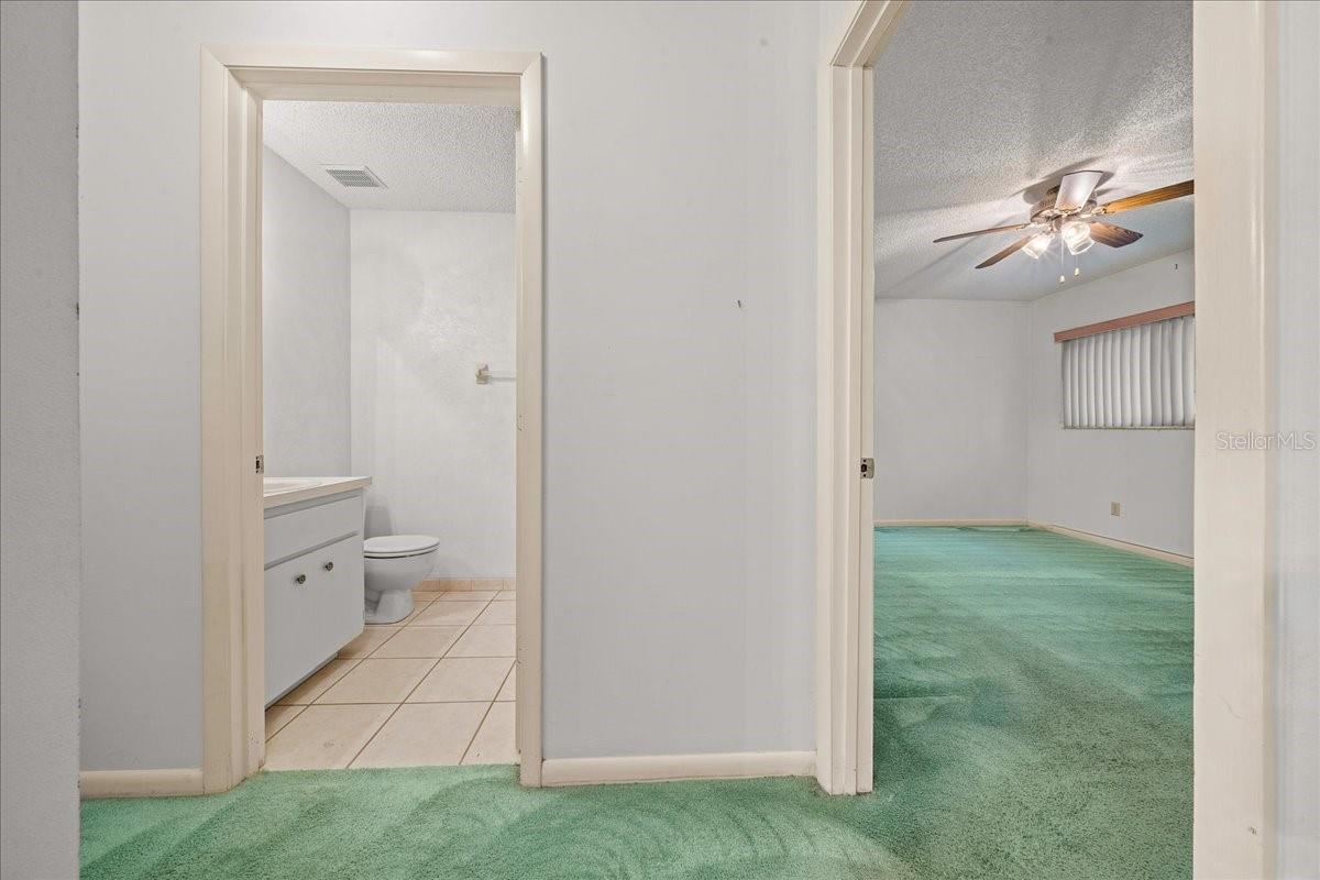 ON TOP OF THE WORLD - Residential