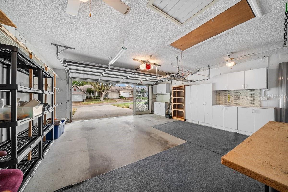 ON TOP OF THE WORLD - Residential