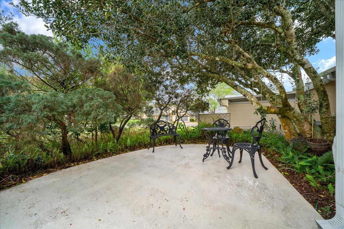 ON TOP OF THE WORLD - Residential