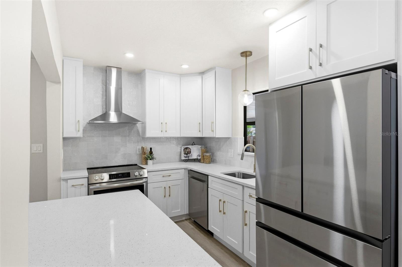 NORTH RIDGE PARK - Residential