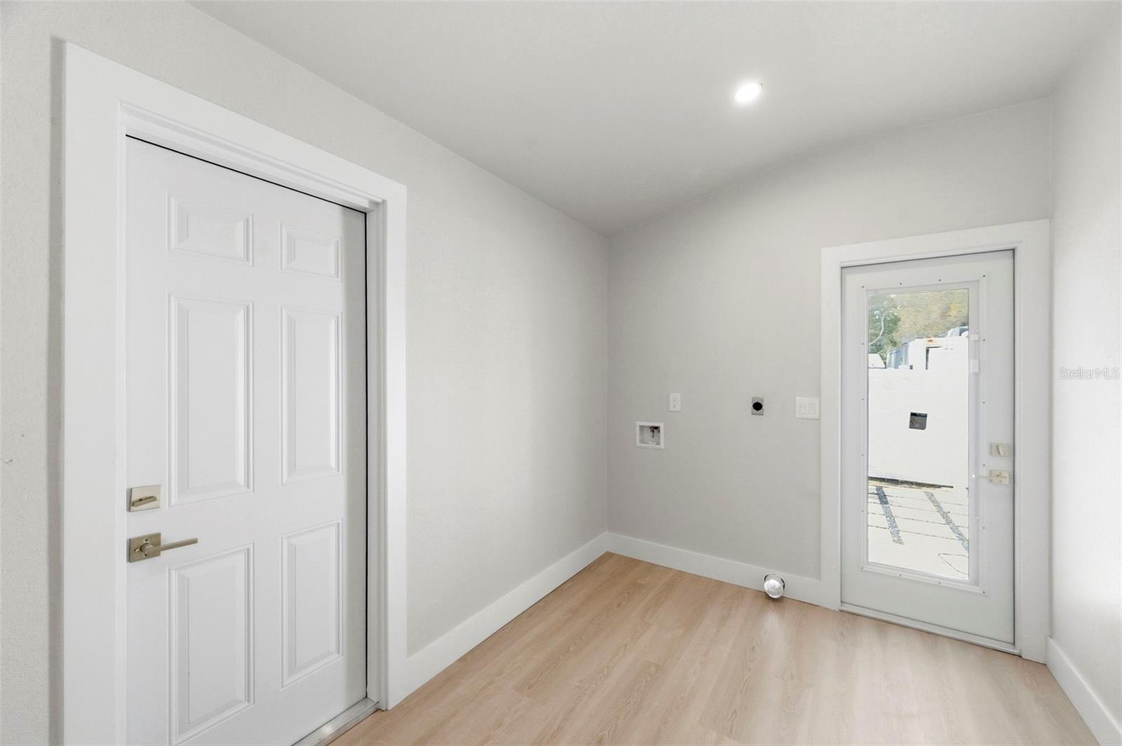 NORTH RIDGE PARK - Residential