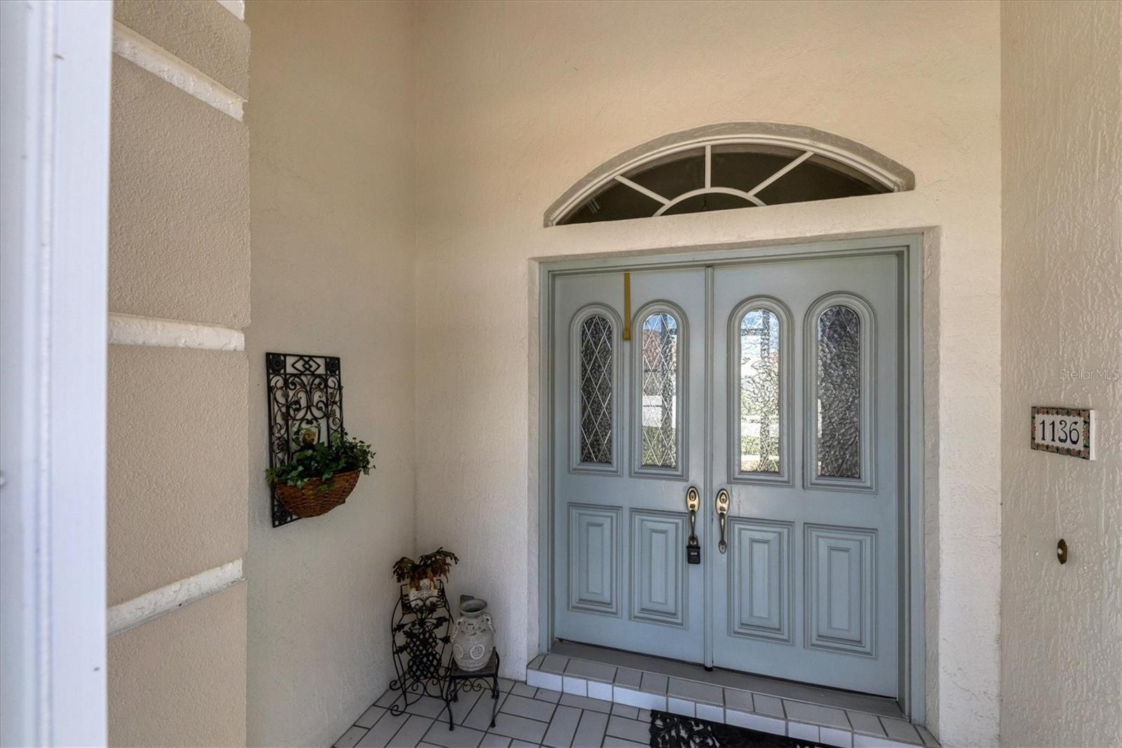 PELICAN POINTE GOLF & COUNTRY CLUB - Residential
