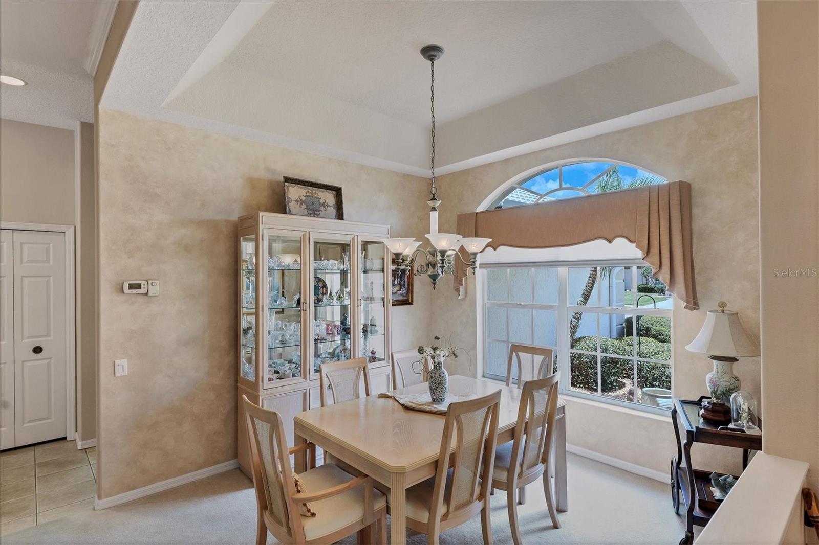 PELICAN POINTE GOLF & COUNTRY CLUB - Residential