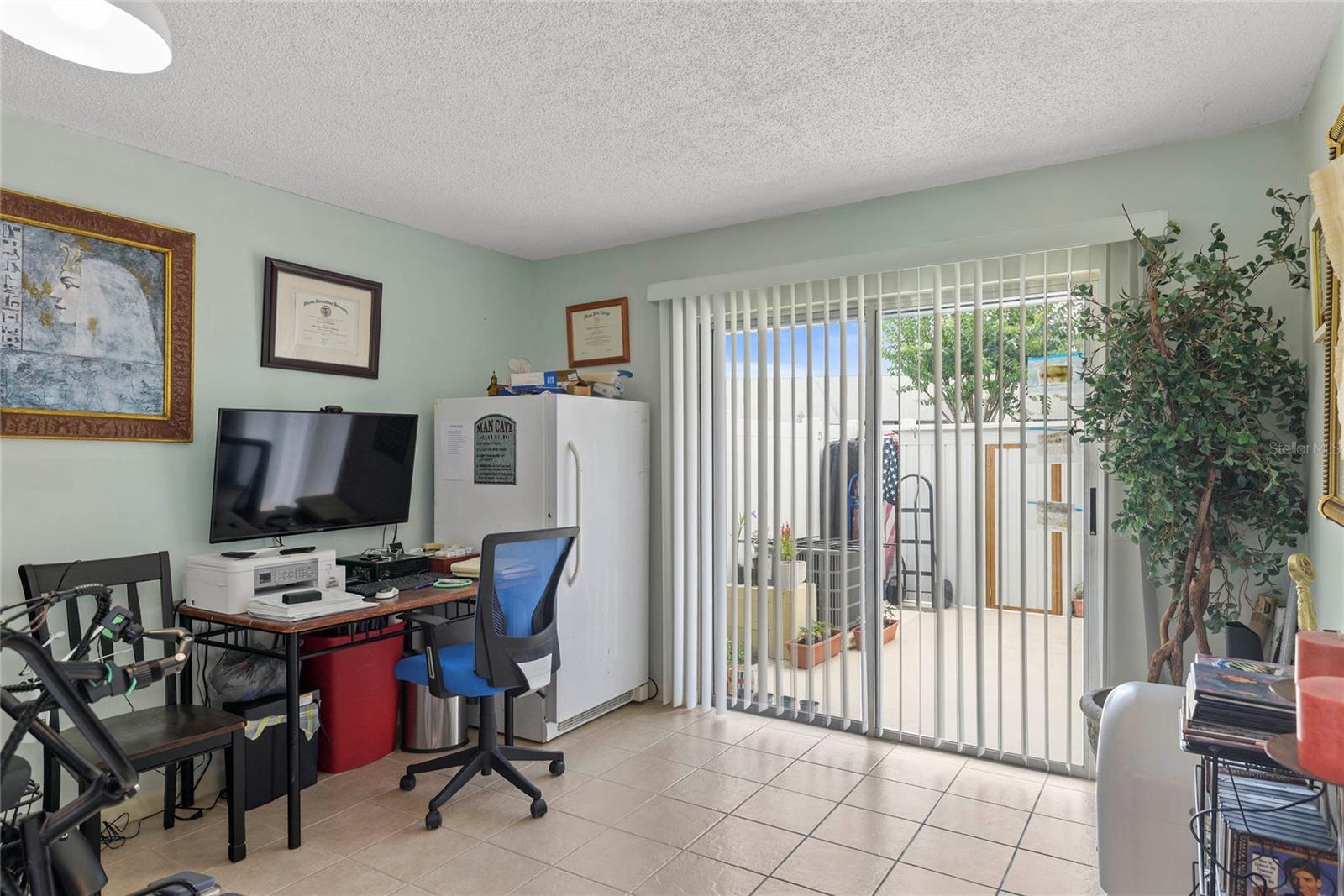 PARK LAKE VILLAS CONDO - Residential