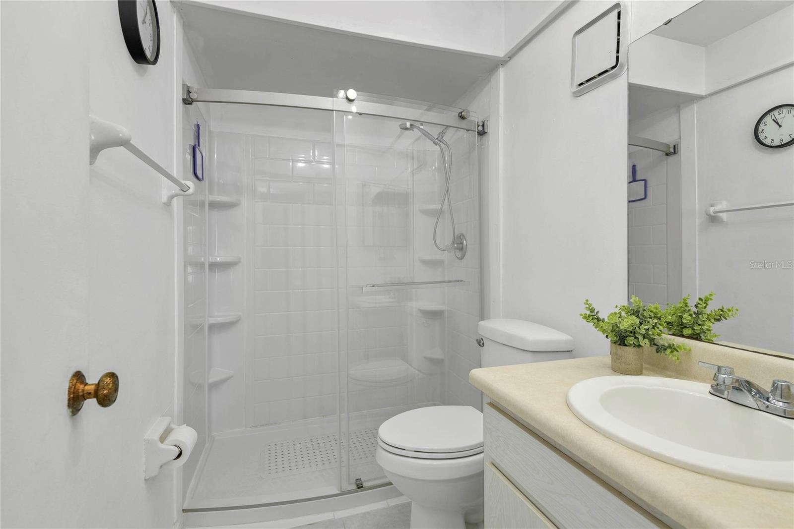 PARK LAKE VILLAS CONDO - Residential