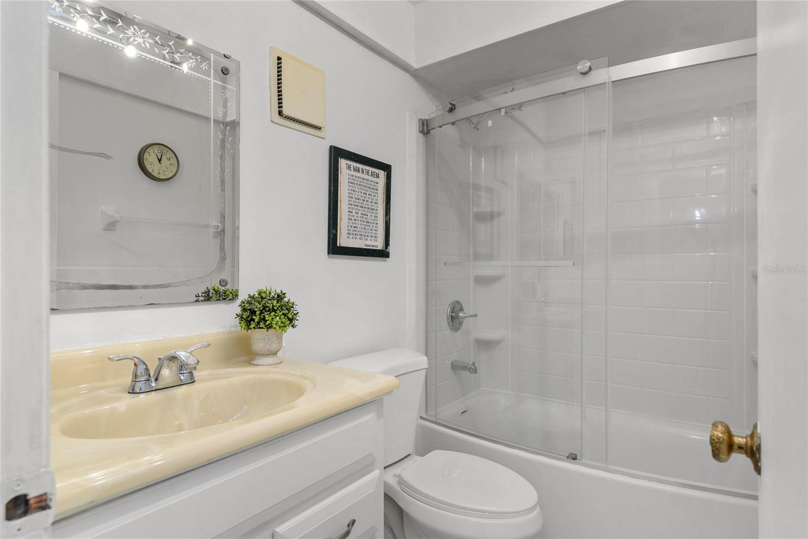 PARK LAKE VILLAS CONDO - Residential