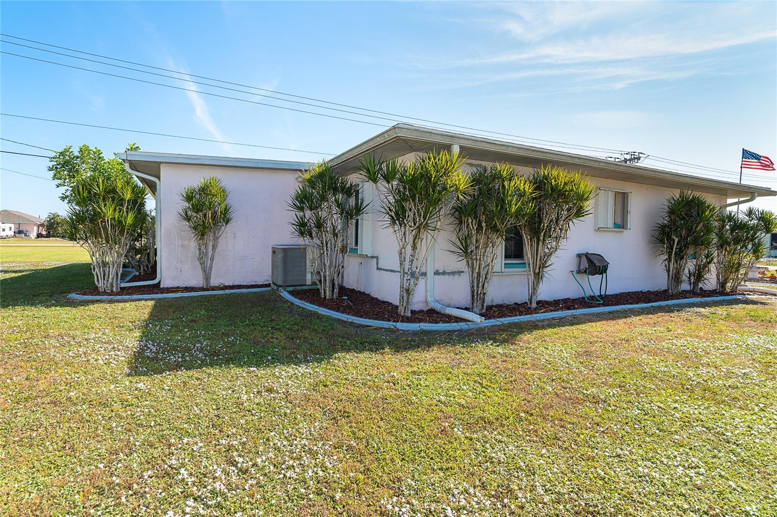 CHARLOTTE PARK - Residential