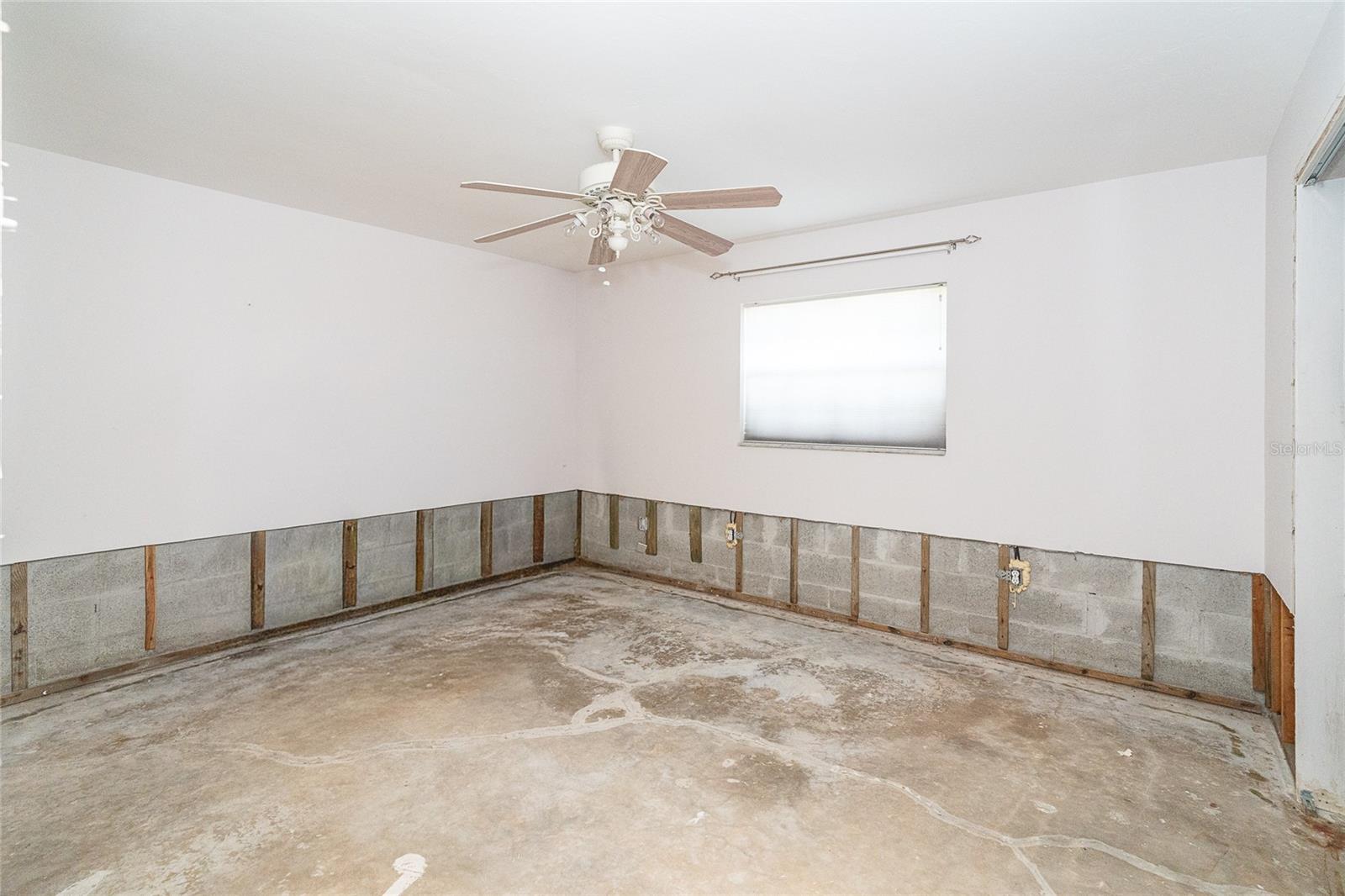 CHARLOTTE PARK - Residential